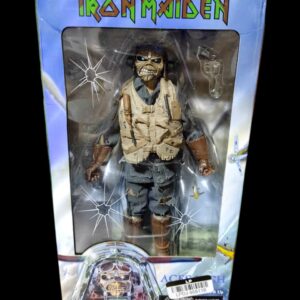 Figura de Eddie la mascota de Iron Maiden, versión aviador, marca Neca.