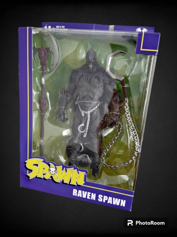 Figura de Raven Spawn de la marca Mcfarlane Toys, nueva versión.