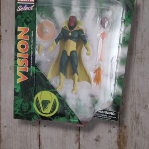 Figura de colección de Vision, personaje de Marvel comics, la figura es semejante al Vision del cómic, con su traje verde y amarillo.