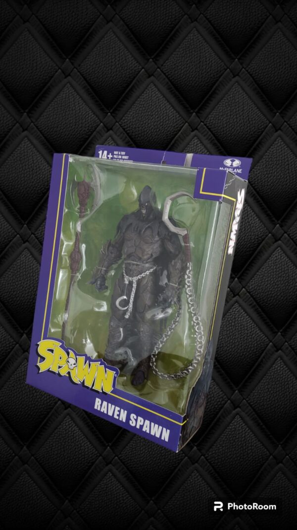 Figura de Raven Spawn de la marca Mcfarlane Toys, nueva versión.