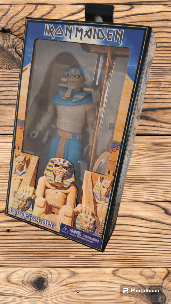 Powerslave, figura de colección de la marca neca.