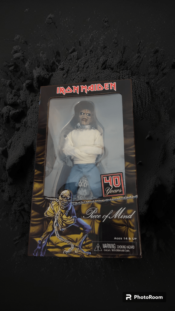 Eddie piece of mind, una gran version de la mascota de Iron Maiden. Figura de colección.