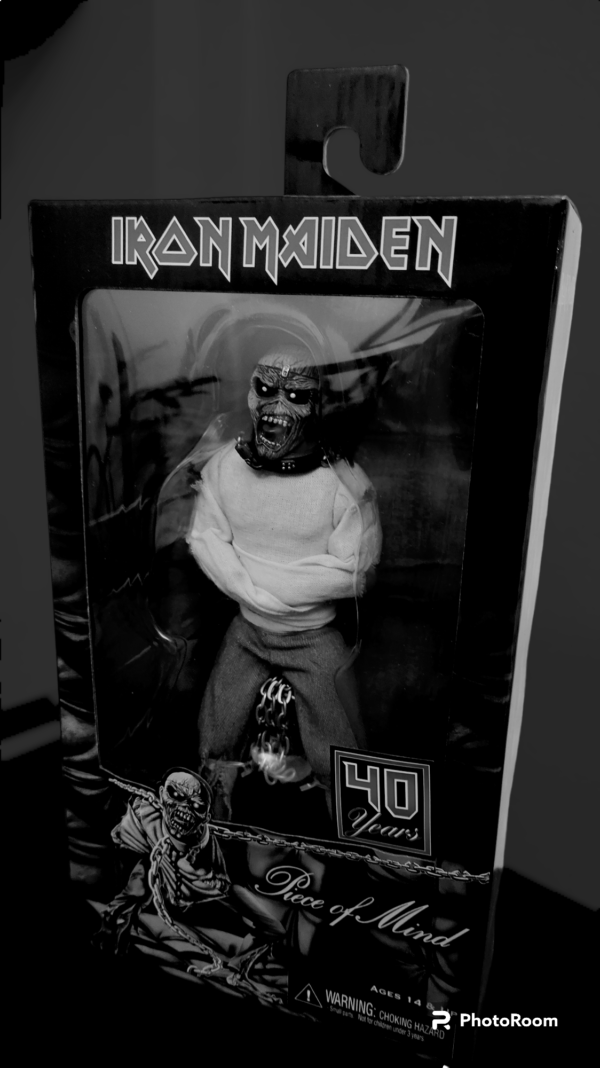 Eddie piece of mind, una gran version de la mascota de Iron Maiden. Figura de colección.