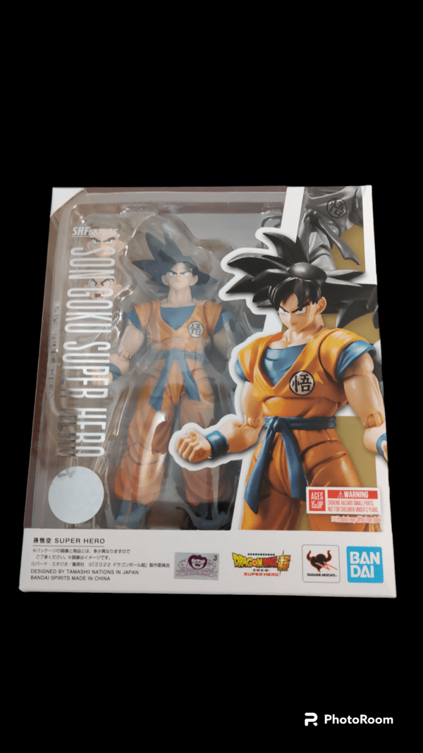 Goku figura de colección.